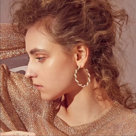 Twisted Faux Pearl Gold Hoop Earrings - Picture 8 of 8